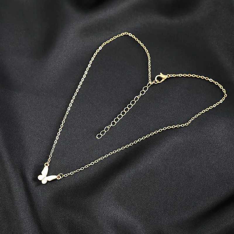 Acrylic Shell White For Wen INS Gold Color Clavicle Chain Necklace Elegant Party Jewelry Gifts S250805