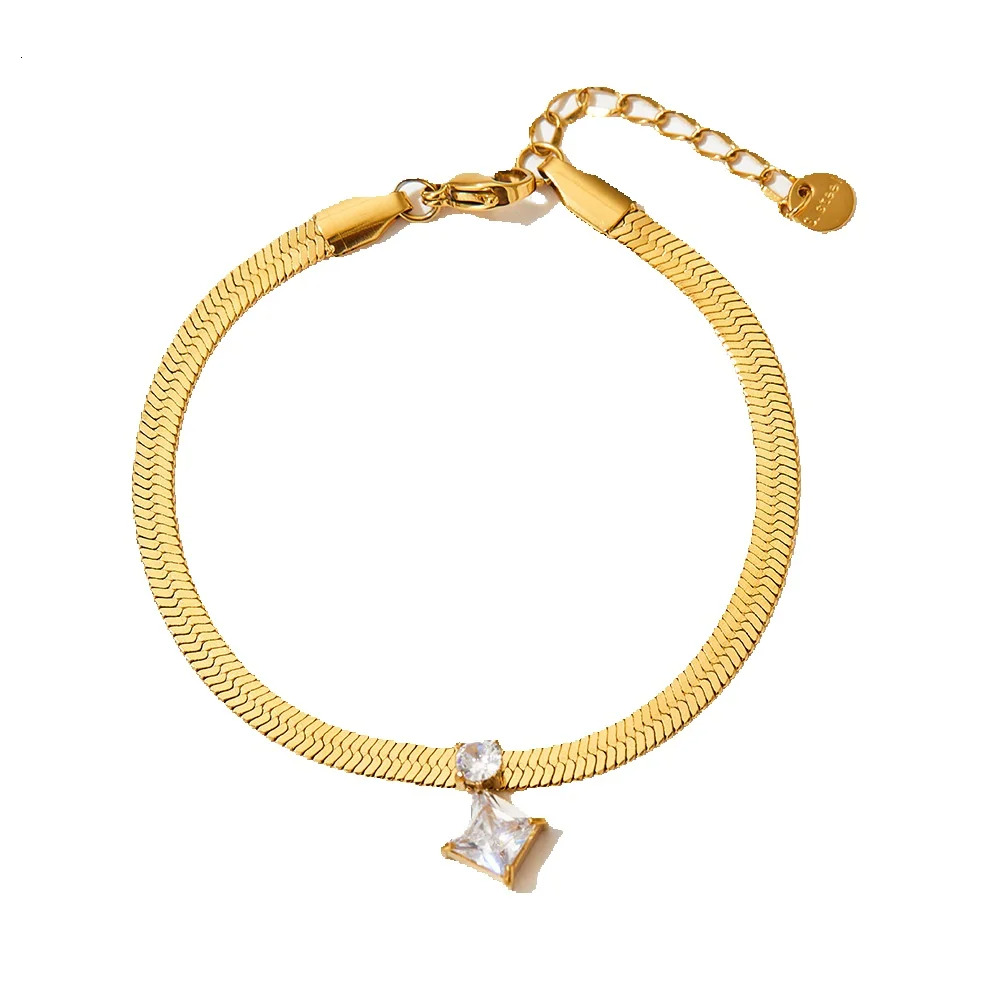 European and American Blogger Single Diamond Rhombus Zircon Stainless Steel Clavicle Chain Women Color-Retaining Flat Snake Bone Bracelet Jewelry Fact