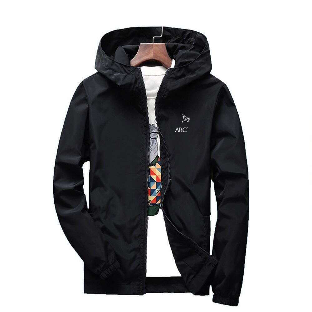 Men Jacket Designer mens Jacket coat hoodie Clothing Lightweight Waterproof Rain Jacket Hooded Outdoor Raincoat Hiking Windbreake Coat Sweatshirts