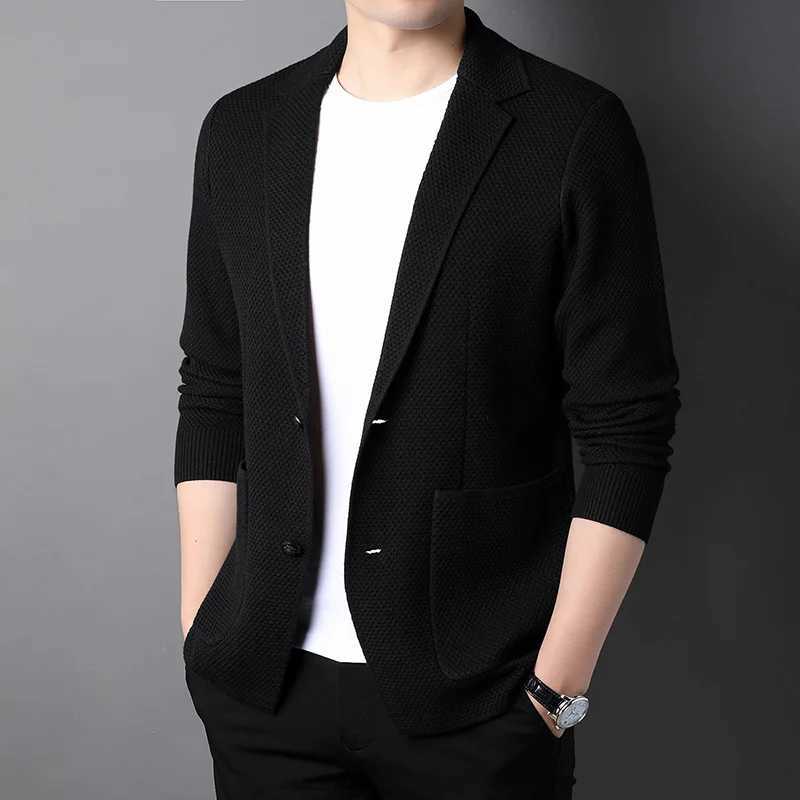 High Quality Knitted Cardigan Men Fashion Slim Fit Sweatercoat Solid Turn Down Collar Korean Style Knit Jackets Mens Cardigan XJ250805