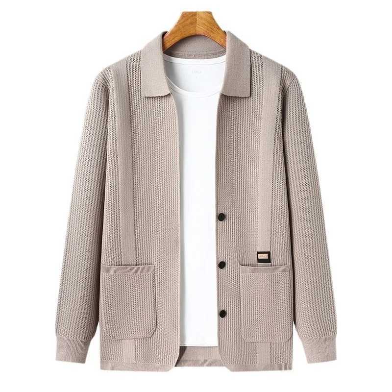 2025 Mens Autumn/Winter Knitted Cardigan Color Contrast Design Sweater Mens Clothing Lapel Casual Knitted Cardigan XJ250805