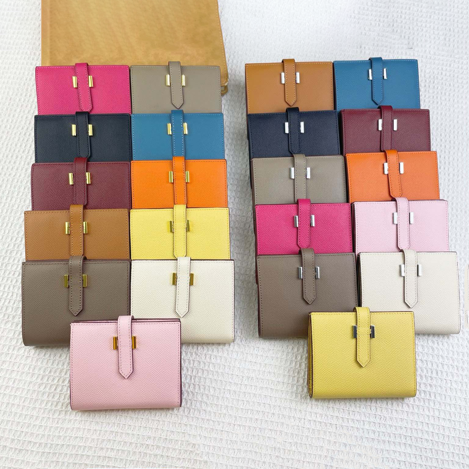 Orange Designer Wallet Lichee Pattern leather Luxury Wallets Palm pattern Wallet Women men square Bearn Short purses fashion Card Holders passport holder with box