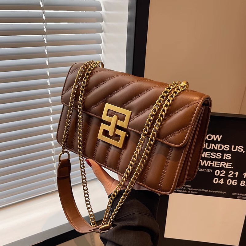 Luxury Brand Designer Bag Autumn Winter Vintage Small Bag For Women 2025 New Trend Popular Versatile Chain Crossbody Bag Fashion Single Shoulder Small