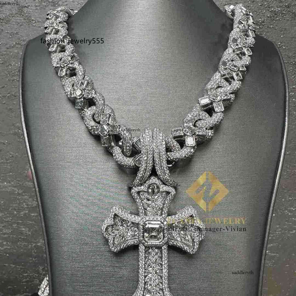 Pendant Necklaces Designer Hip Hop Jewelry Necklace Sier Iced Out vvs Moissanite Dia Fashion Cuban Chain Link