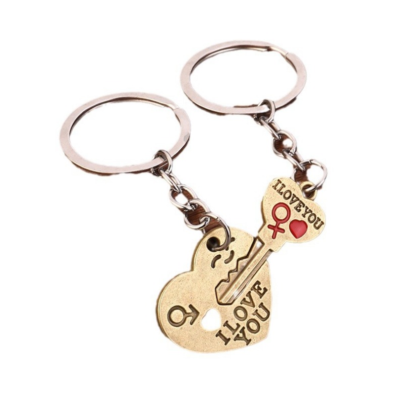 Couple keychain creative crush on you English couple metal pendant, one arrow piercing heart, peach heart Valentine's Day gift Z 8.1-10
