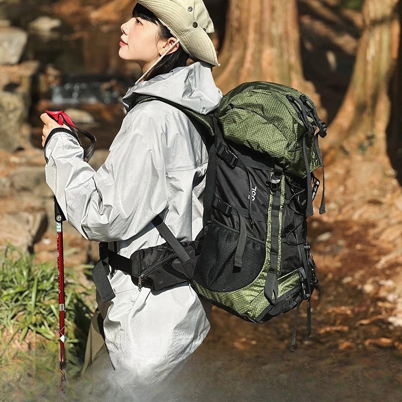 Large-capacity Mountaineering Bag 55L Outdoor Backpack Waterproof Camping Backpack Long-distance Hiking Backpack Wear-resistant