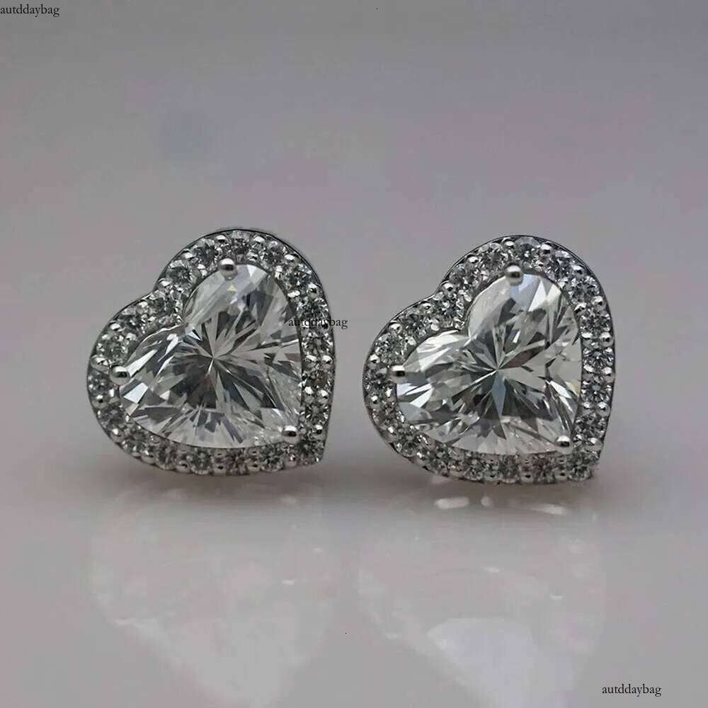 0.5/1/2Carat Heart Cut Moissanite Stud Earrings for Women Sterling Sier D Color Halo Dia Studs Ear with Gra Certifcate
