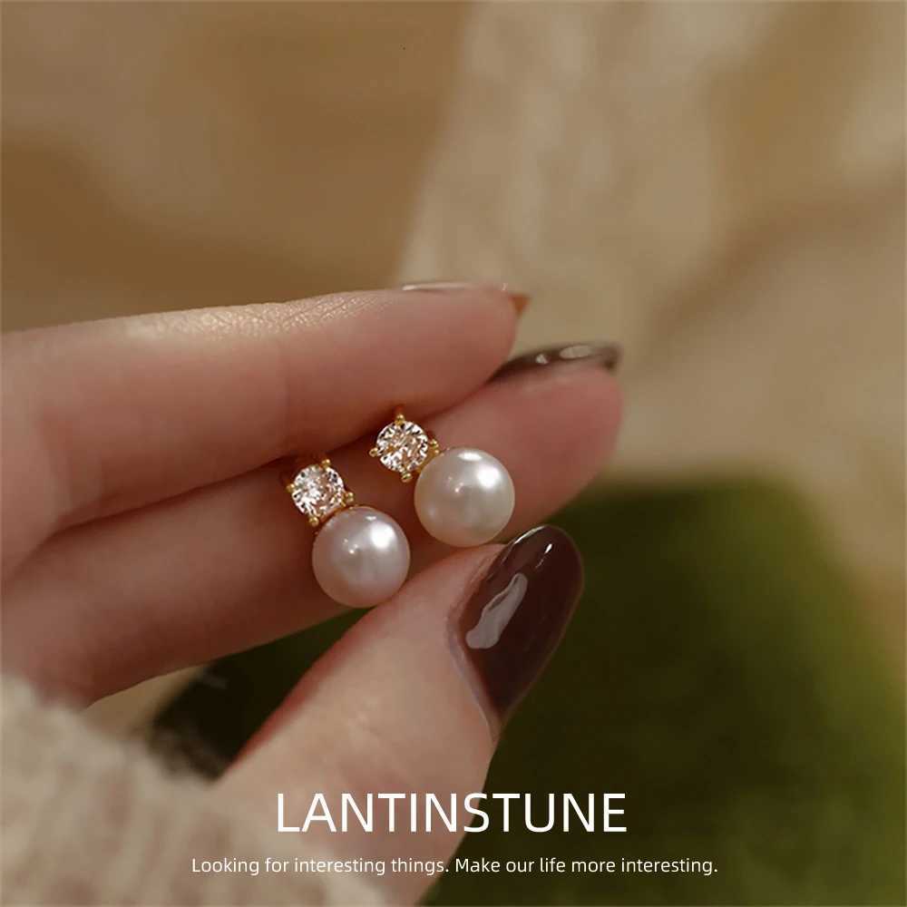 Exquisite Micro Zircon Setting Simulated Pearls Stud Earrings For Women Advanced Design Vintage Gold Color Party Jewelry OL N611 Y250804