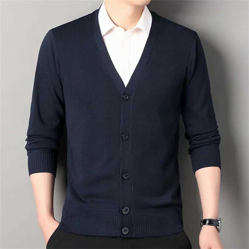 Autumn Winter Mens Casual Knit Cardigan Solid Color Slim Fit Fashion V-Neck Knitted Sweatercoat Men Fleece Warm Sweater Jackets XJ250805