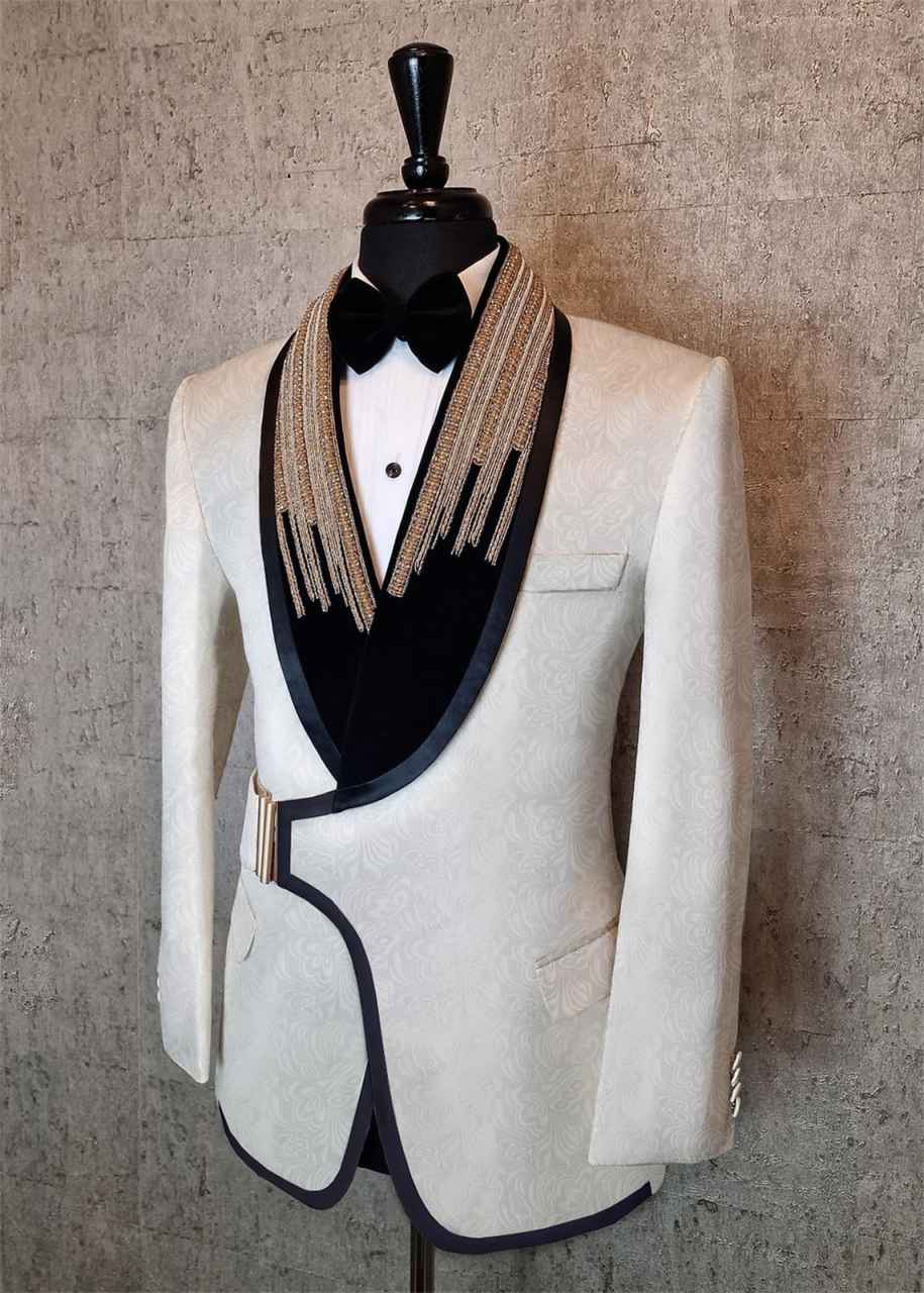 Fashion Wedding Tuxedos With Buckle Beaded Jacquard Men Suits Shawl Lapel 1 Piece Set Jacket Handsome Groom Blazers Customized