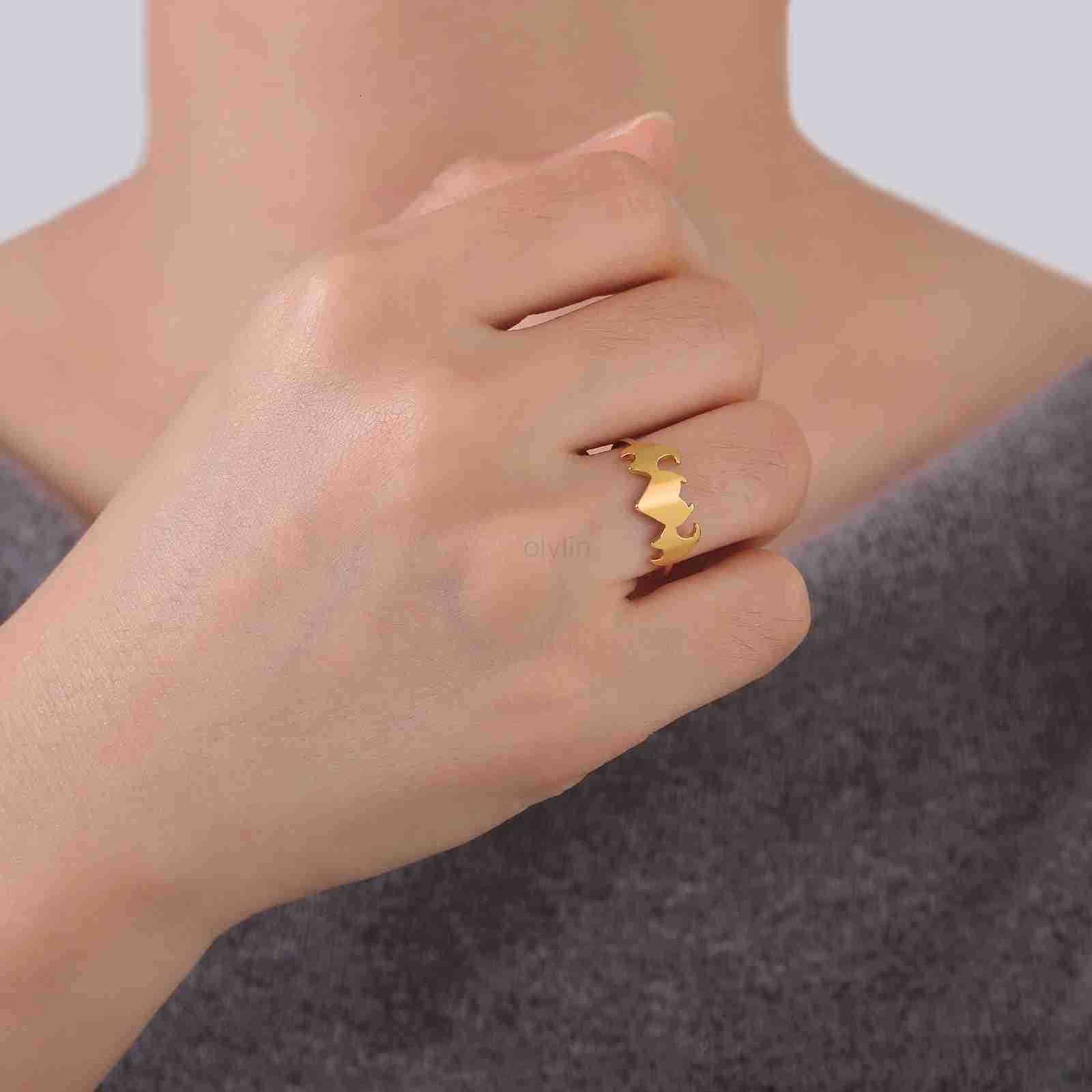Skyrim Demon Bat Wing Ring Stainless Steel Gold Color Women Finger Rings Jewelry Gift Gothic Vampire Halloween Accessories M250805