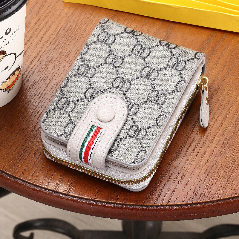 Free Shipping Designer Luxury European Style Card Holder Exquisite High-end Driver's License Leather Case Large Capacity Wallet Zipper Coin Bag