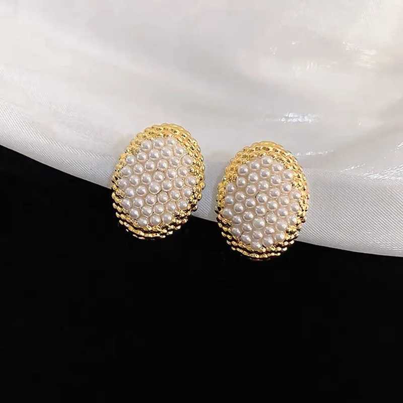 2024 New Trendy Pearl Oval Stud Earrings for Women Full Imitation Pearl Beads Gold Color Metal Side Cute Small Earrings Y250804