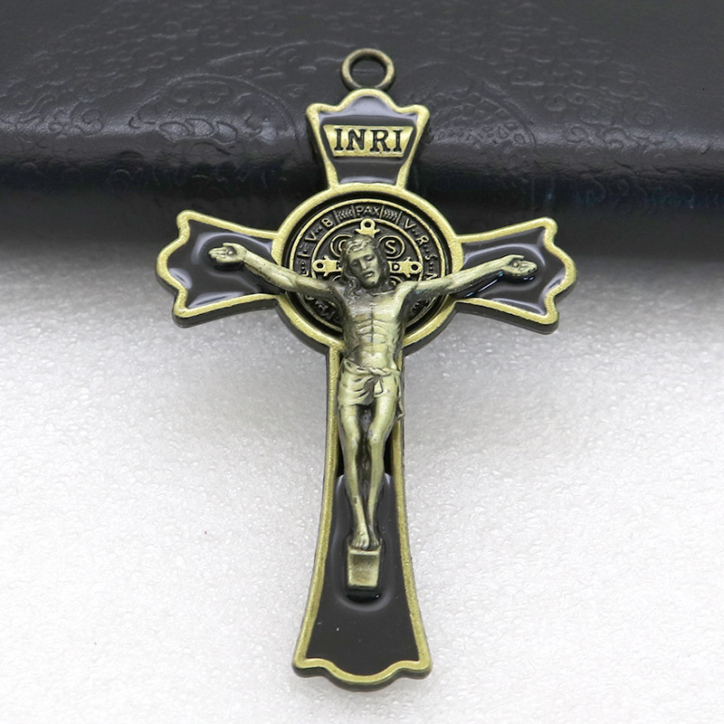 religious cross christian jewelry cross pendant saint benedict cross pattern pendant necklace. 231225