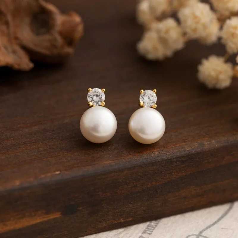 100% Natural Freshwater Pearl Stud Earrings for Women Dainty Crystal Pearl Earrings Jewelry Gift 2025 New Arrivals Y250804