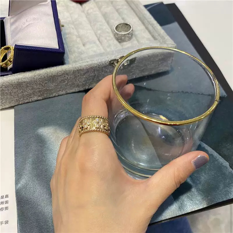 Free Shipping 2025 New Designer Jewelry Gold Version High-quality Kaleidoscope Wide And Narrow Ring Inlaid With 18K Gold Plated Index Finger Couple Ri