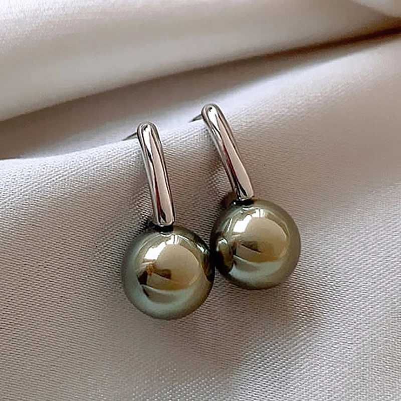 Vintage Light Luxury Gray Pearl Earrings for Women Fashion French Elegant Crystal Daily Wear Simple Jewelry Party Gifts Y250804