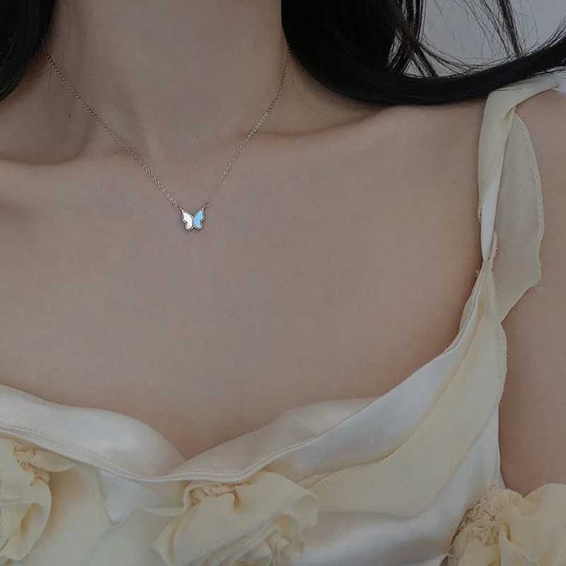 Acrylic Shell White For Wen INS Gold Color Clavicle Chain Necklace Elegant Party Jewelry Gifts S250805