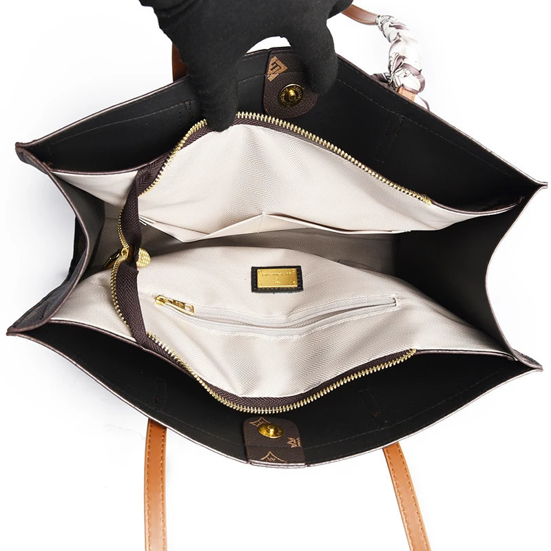 Women Handbag High Quality Soft Leather Shoulder Bag Large Capacity Women Silk scarf Printed Shopping Bags 250805