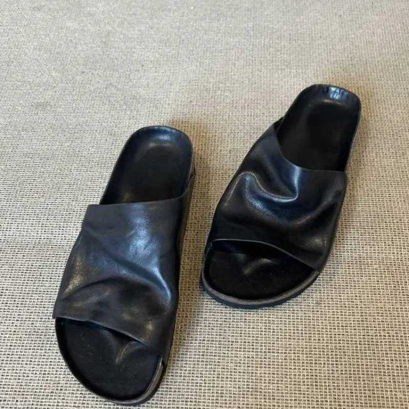 2025 New Summer Slippers for Women Handmade Retro Thick Soles Non-slip Slides for Women Outdoor Casual Platform Shoes W250805