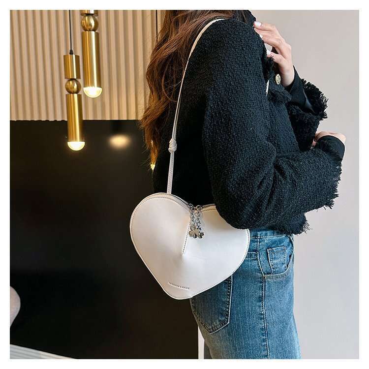 Heart-shaped Fashion Elegant Small for Women 2024 New Trendy Versatile Stylish Shoulder High-quality Niche Crossbody Bag
