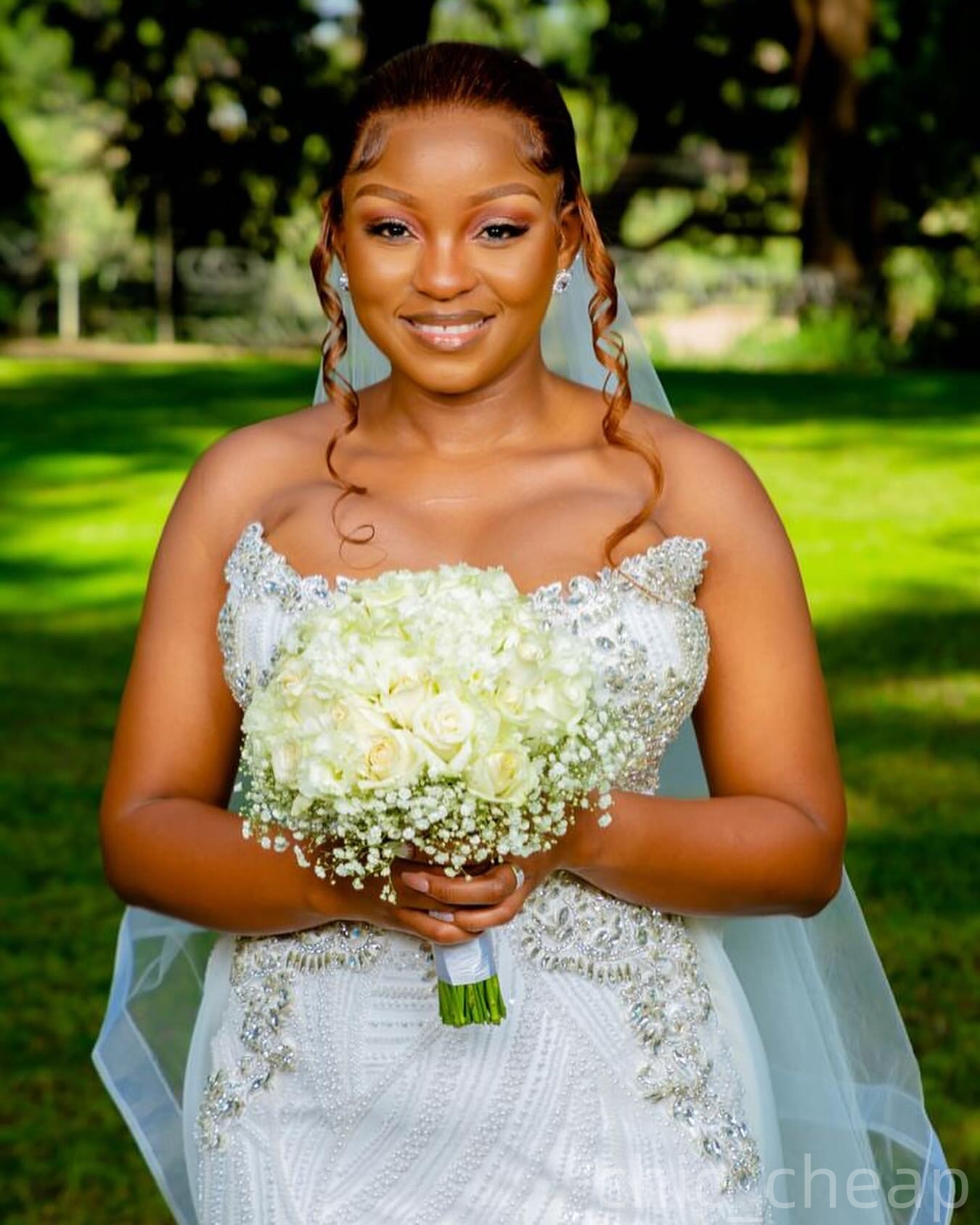 2025 Aso Ebi Plus Size Ivory Mermaid Wedding Dress Beaded Crystals Sequined Lace Detachable Train Sweetheart Bridal Gowns Dresses ZJ06750