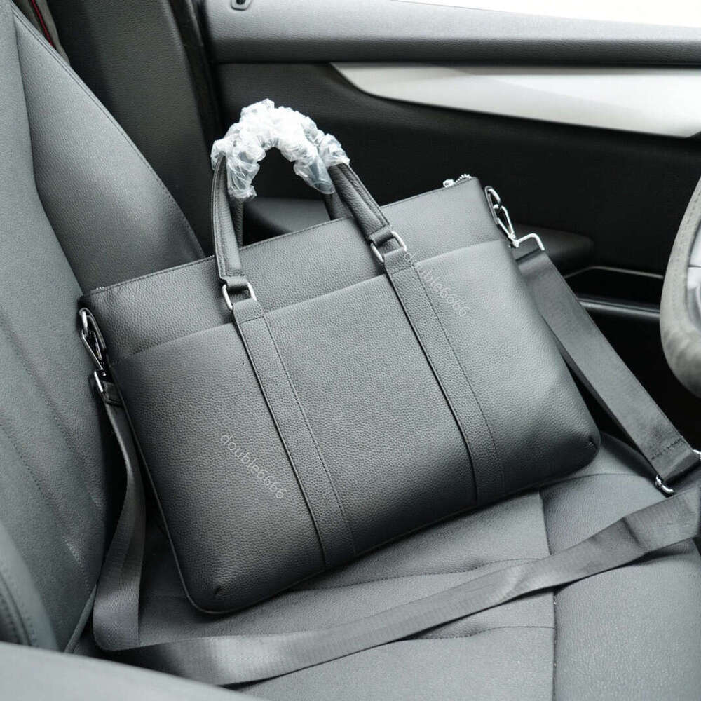 designer Men's leather briefcase classic messenger bag tablet bag luxury shoulder bag crossbody bag travel bag waist bag chest bag Handbag Document bag