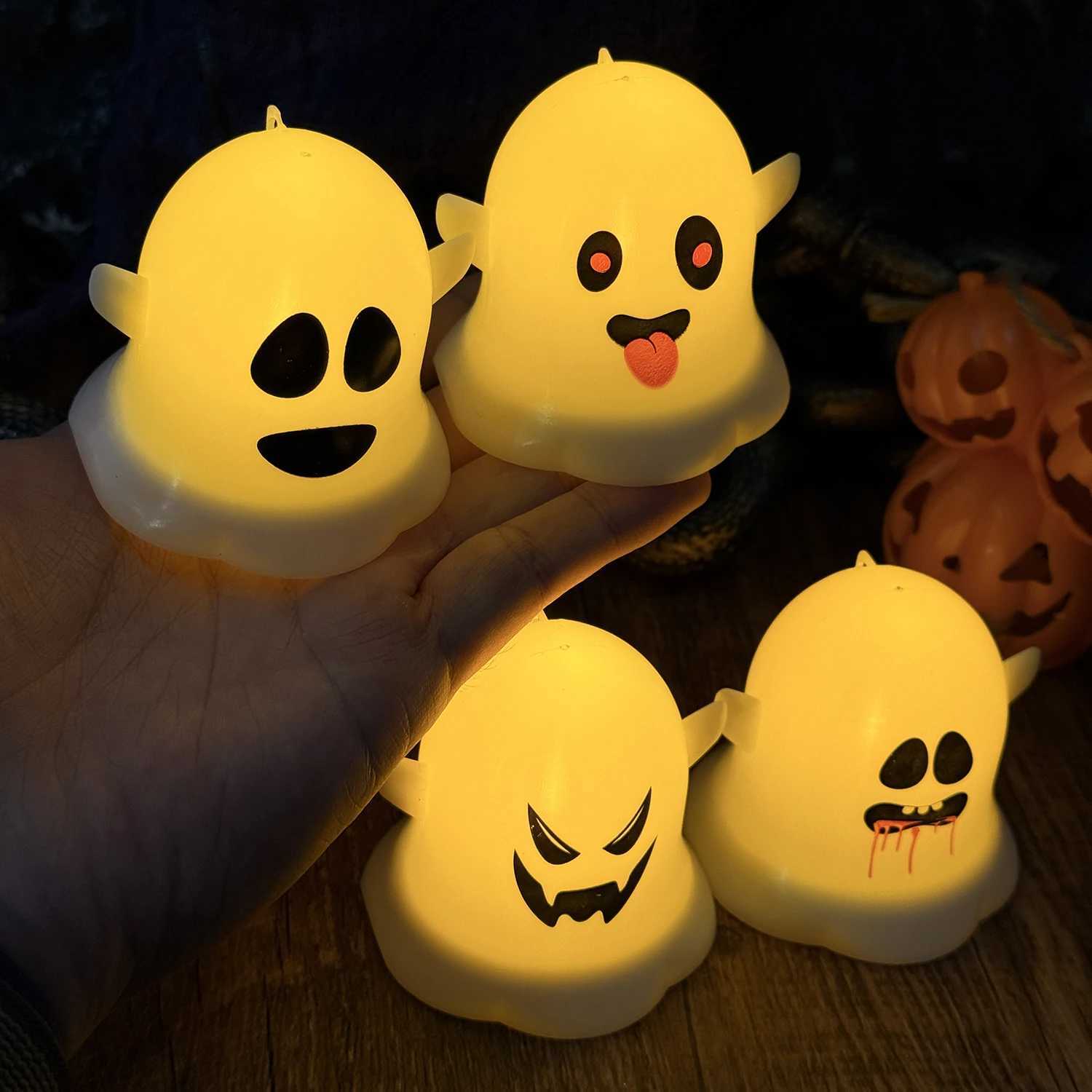 Halloween LED Candle Light Scary Ghost Skull Lamp for Home Bar Decoration Haunted House Halloween Party Atmosphere Horror Props XJ250804