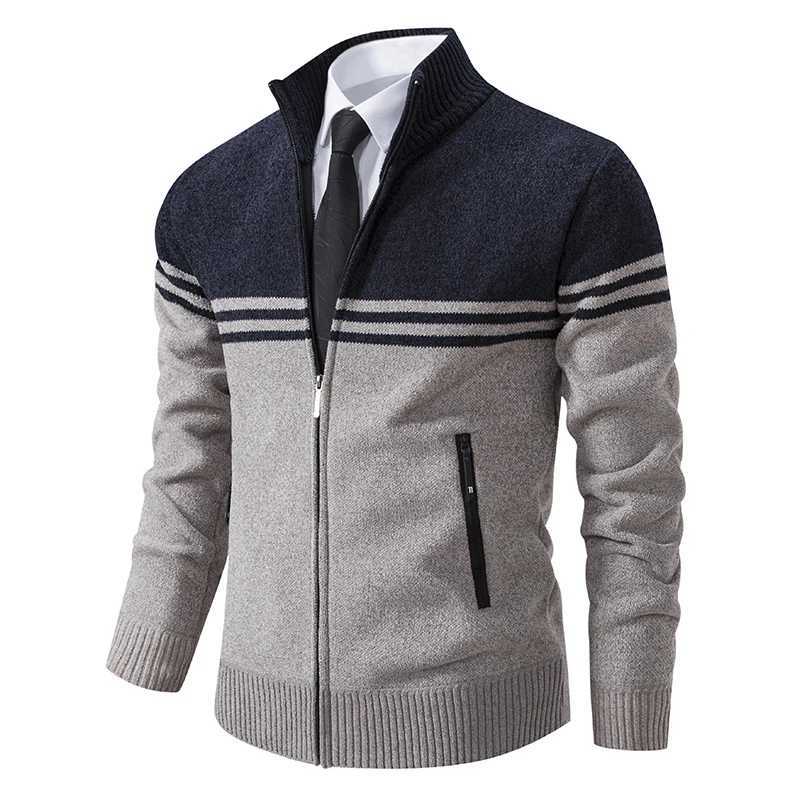 Mens New Winter Sweater Thick Fleece Warm Sweater Casual Stand Collar Zipper Cardigan Fashion Striped Coat XJ250805