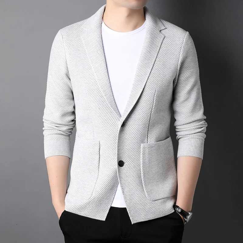 High Quality Knitted Cardigan Men Fashion Slim Fit Sweatercoat Solid Turn Down Collar Korean Style Knit Jackets Mens Cardigan XJ250805