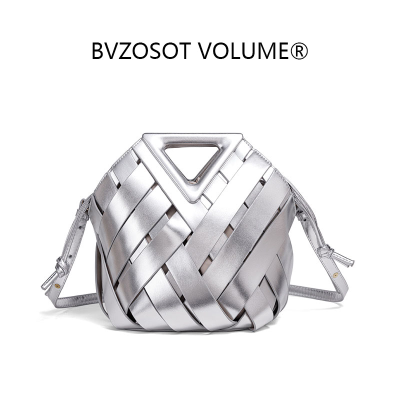Large-capacity handbags triangular bags new styles hand-held clip bags diamond-patterned woven evening bags
