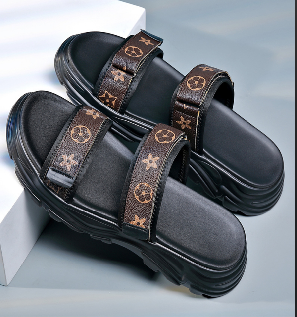 Free shipping designer men's summer new one-shoulder flip-flops, casual and fashionable beach slippers, outdoor anti-slip sandals