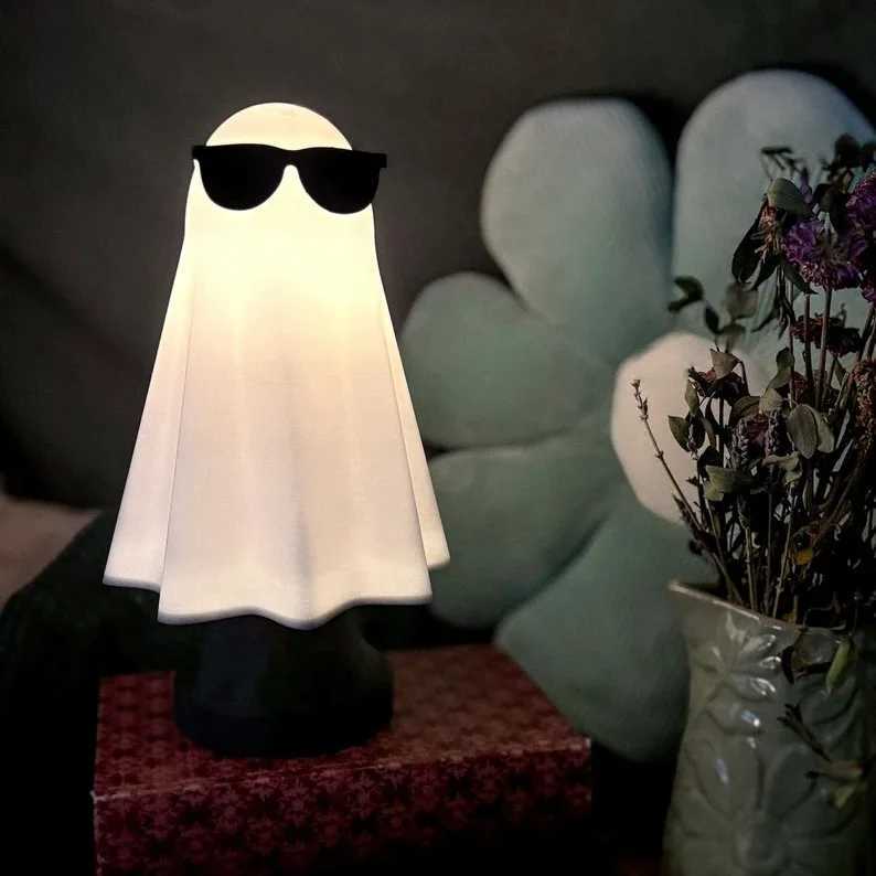 Halloween Ghost Night Light Indoor Creative Holiday Party Decorations Cute Ghost Lamp Home Halloween Mantel Decor XJ250804