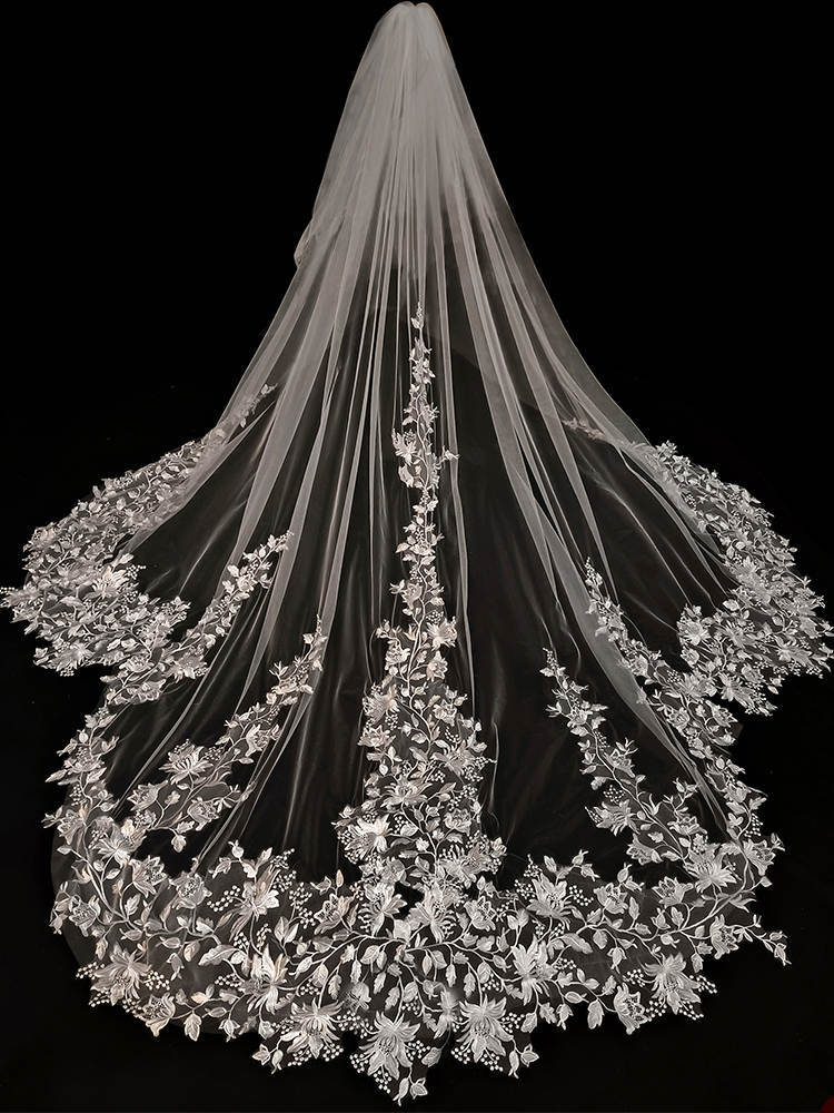 Luxury Two Layer Wedding Veils Cathedral Length Tulle Appliques Edge Brida Veils Custom Made Wedding Accessories