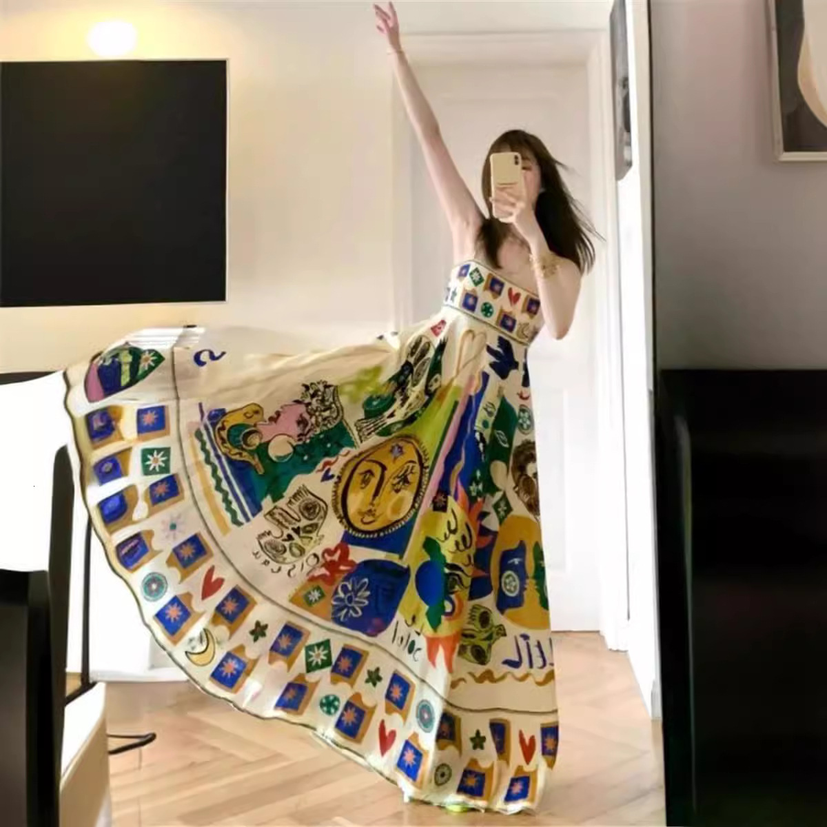 2025 Unique Graffiti Printed Lace up Dress for Women's Summer New Style Retro trend Vacation Ethnic Style Waist Beach Dress New Designer Dress