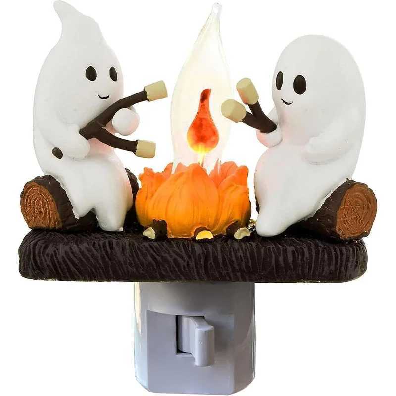 Ghost Campfire Flickering Night Light EU/US/UK Plug Faux Campfire 3D LED Night Light Into Wall Home Decoration Halloween GiftsXJ250804