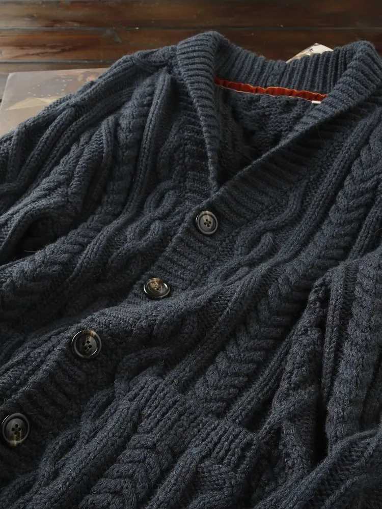 Mens Winter Italian Style Wool Sweater Thick Warm Single Breasted V-Neck Knitted Cardigan Long Sleeve Casual Vintage Knitwear XJ250805