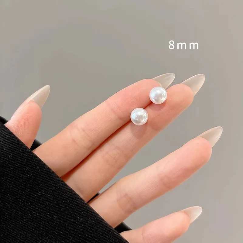 Classic Imitation Pearl Stud Earrings For Women Simple Elegant Pearl Earring Fashion Office Party Jewelry Accessories Gifts Y250804
