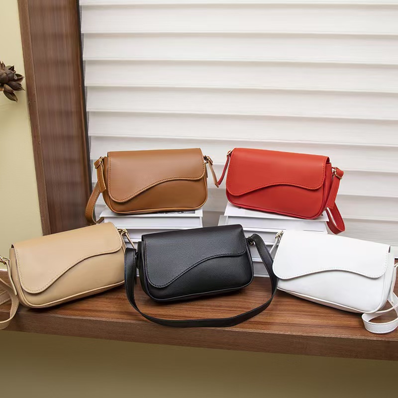 Solid color Designer Bags Shoulder Bags Luxury Bag Crossbody Purse Ladies Fashion High Quality Leather Zipper Armpit Bag New Shoulder Designer Bags 11