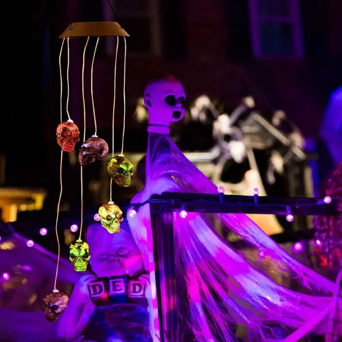 1pc 6LED Halloween Skull Head Solar Wind Chime Lights Solar Operated Color Changing Hanging Garden Lights Suitable for Bar Decoration XJ250804