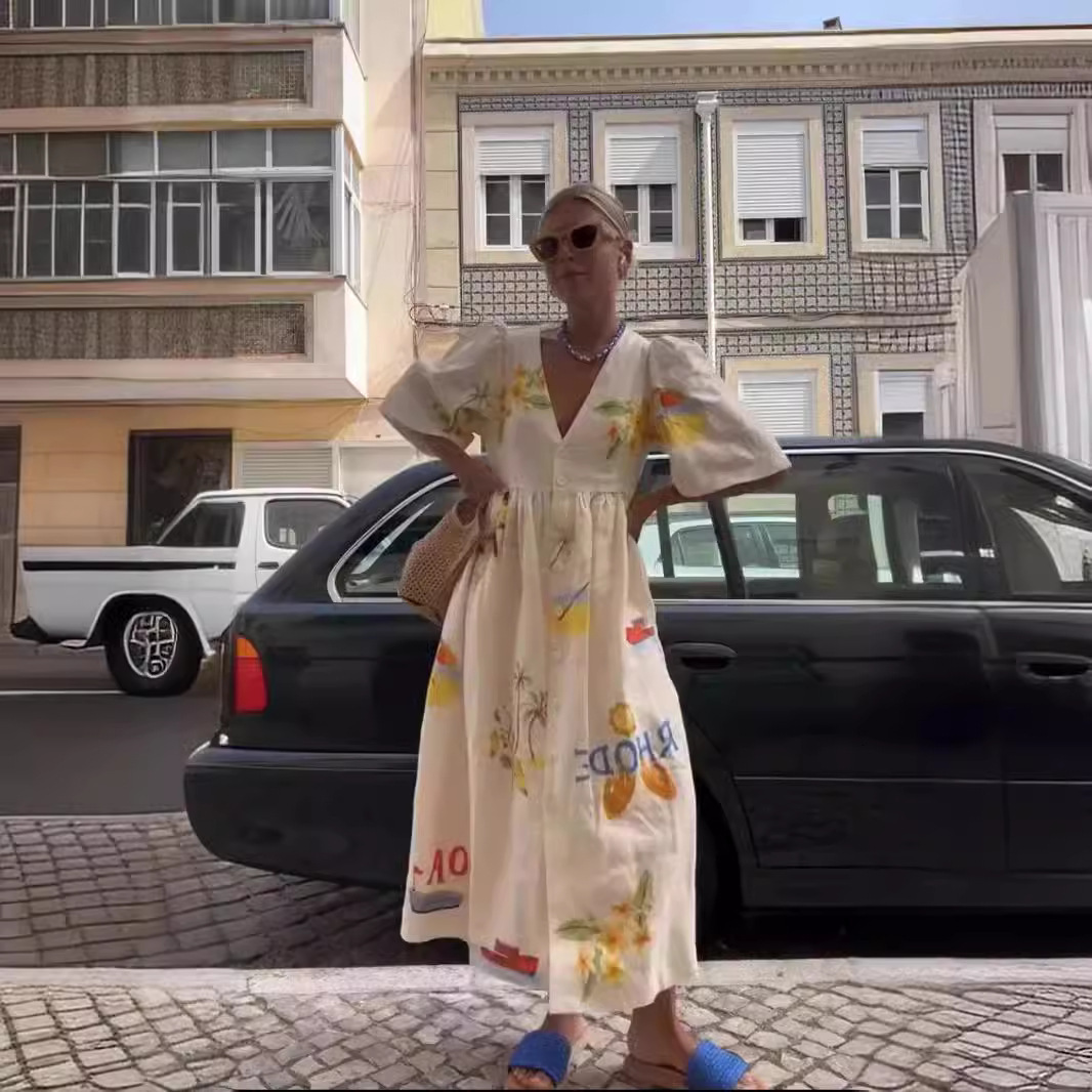 2025 Fashion Printed V-neck Cute Short sleeved Loose Dress trend Spring/Summer New Style European and American Loose Dress New Designer Dress