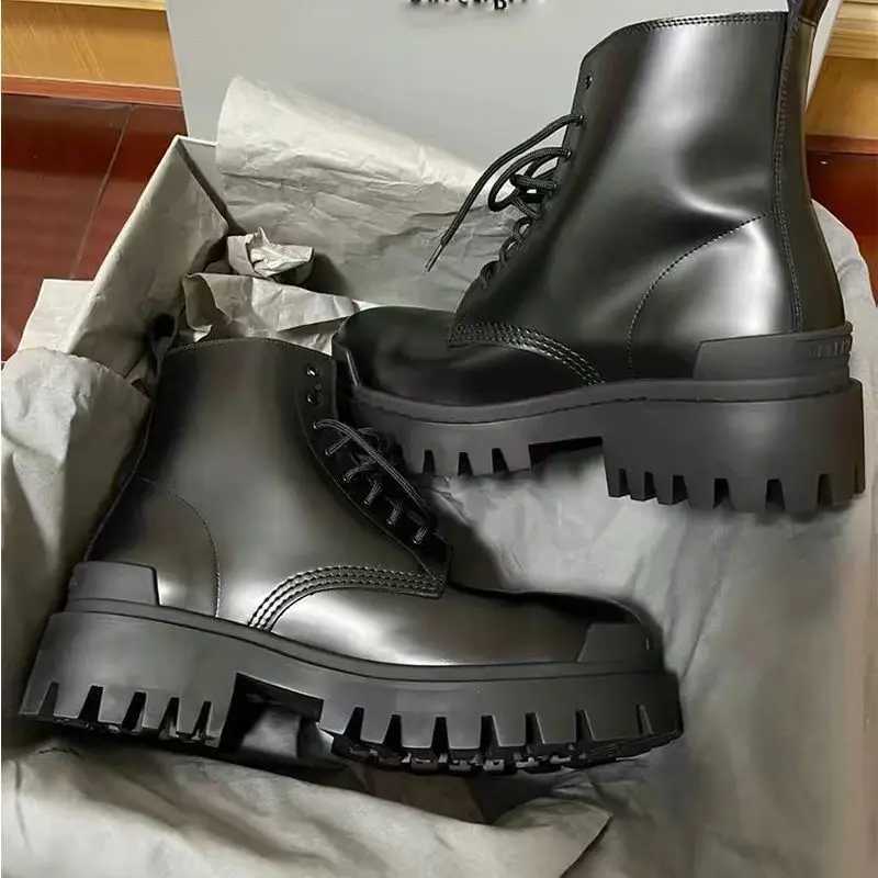 2025 New Big Derby Genuine Leather Mens Middle High Top Fion Grade Thick Bott Ins Boots Y250805