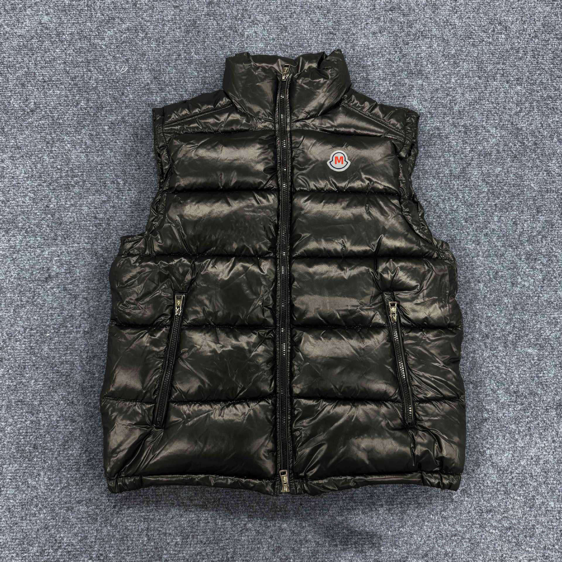 Mens Vest Jackets Windbreaker Designer Tops Embroidery Jacket Classic Coat Wind Coat Hoodie Mens Coats High Street Unisex Outerwear S-3XL