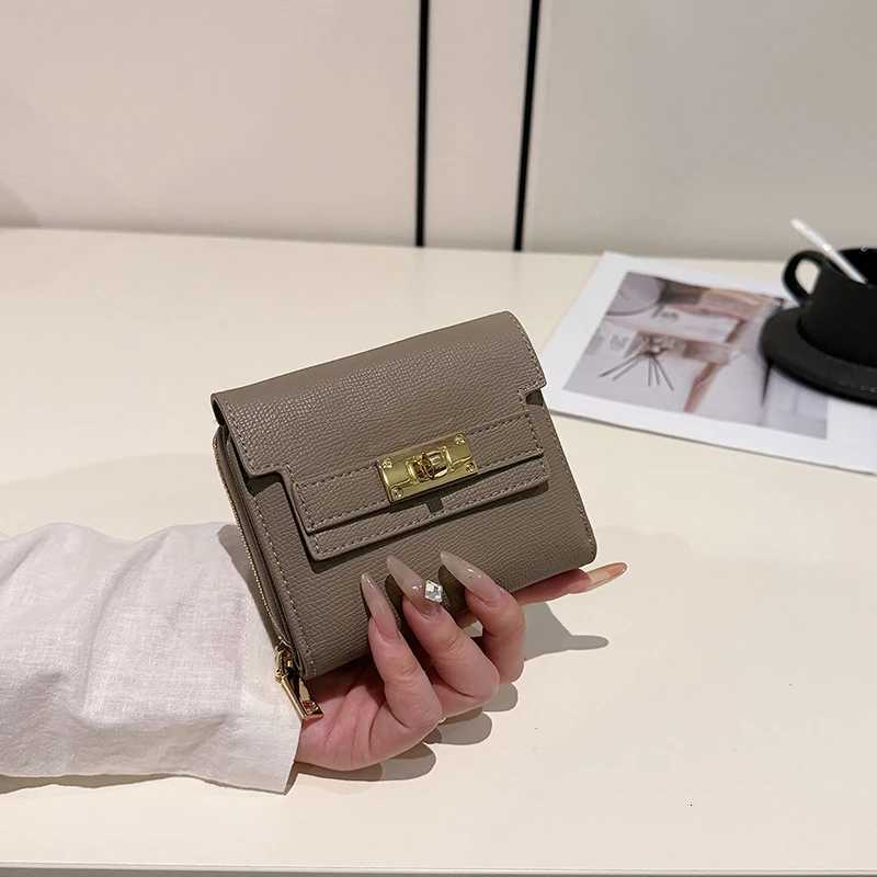 Retro Wallet Womens Large Capacity Multi Card Position Foreign Trade Multi Functional Three Fold Handheld Bag Billetera G250805