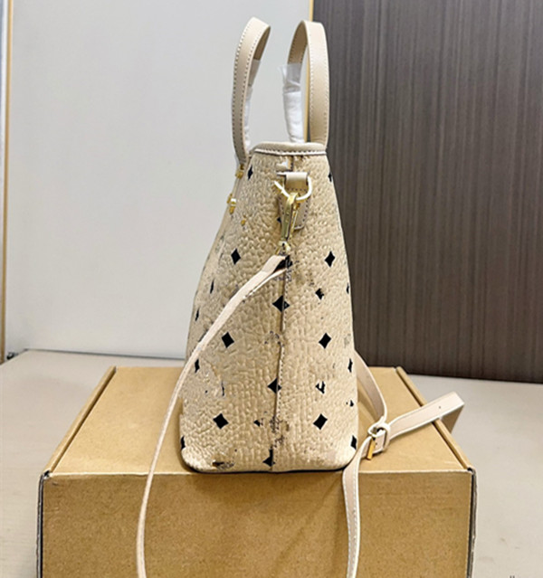 The new shopping bag is perfect for carrying It can fit an iPad, making it versatile and practical