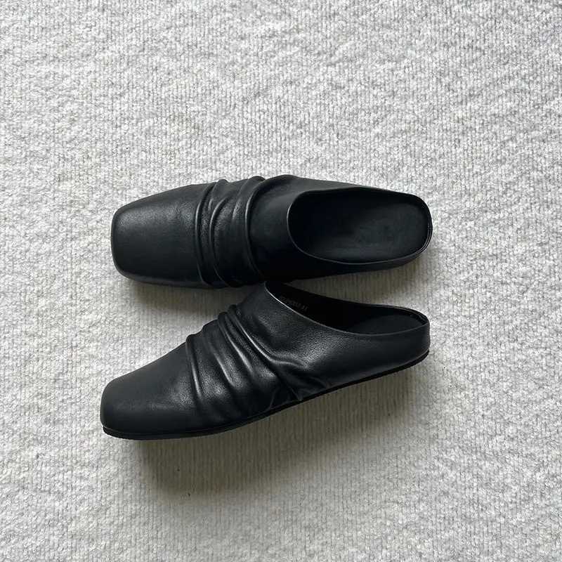 Niche Versatile Casual Commuter Pleated Leather Slippers Mens and Womens Bag Head Half Slippers Square Head Derby Shoes W250805