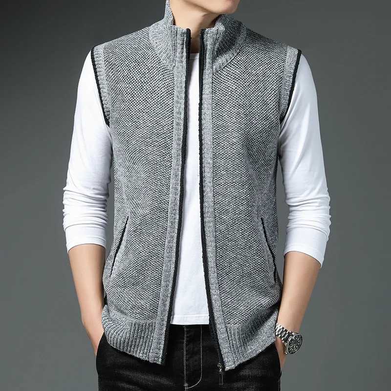 Autumn Winter Mens Vest Full Zipper Sleeveless Jackets Knitted Casual Jackets Warm Fleece Cardigan Waistcoat Sweaters Coat XJ250805