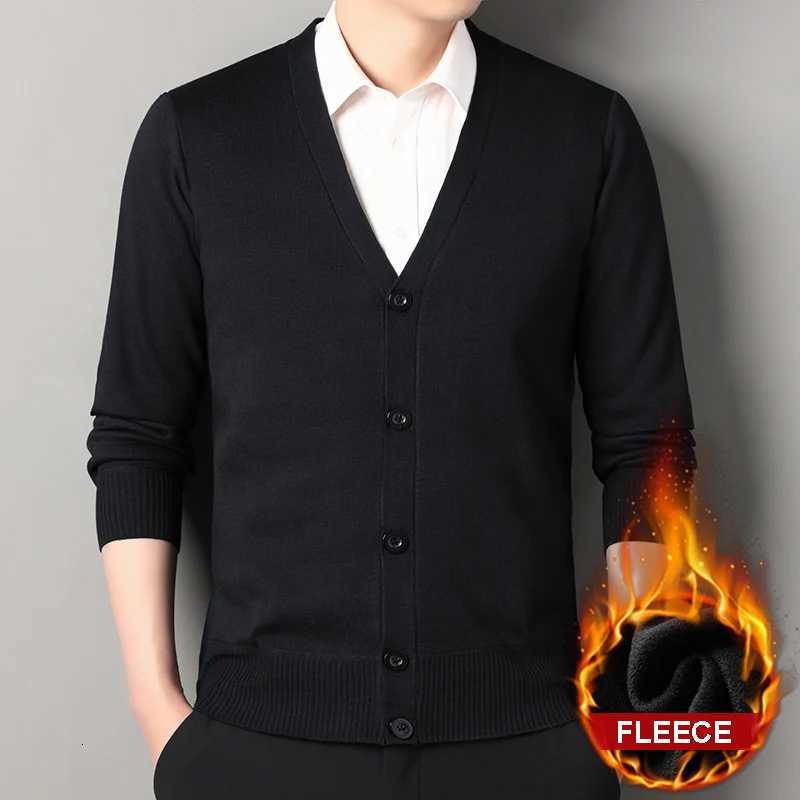 Mens Smart Casual Cardigan V-neck Sweater Mens Autumn Winter Clothes Button Knit Cardigans Mens Knitting Sweaters Outerwear XJ250805