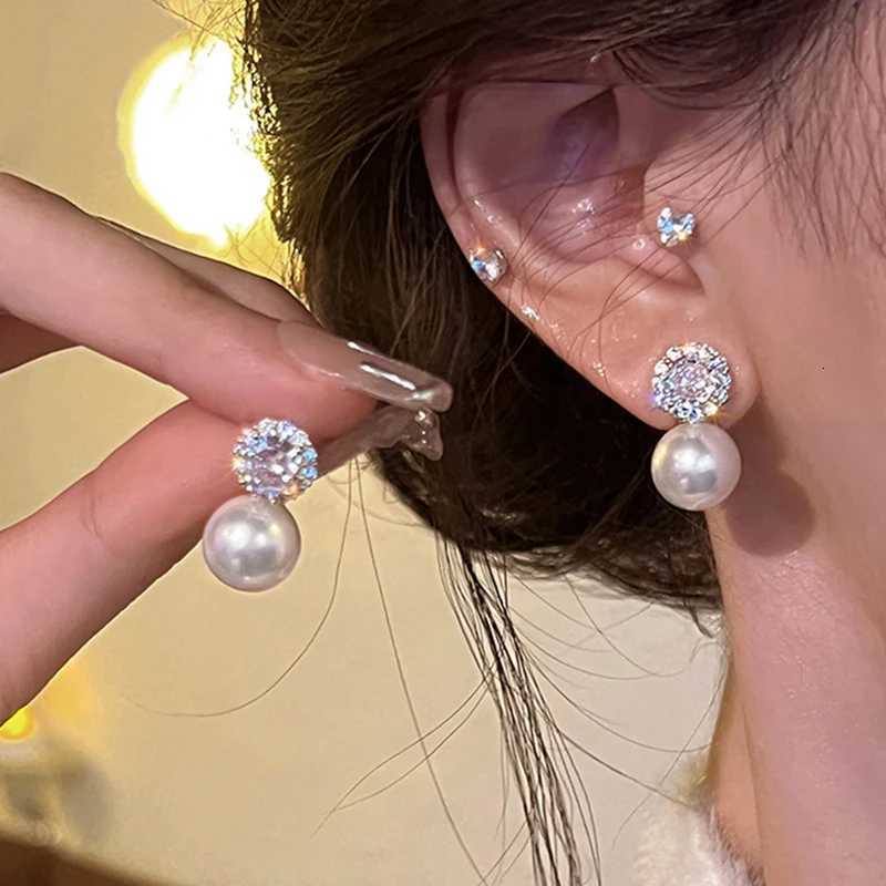Luxury Gray Pearl Dangle Earrings for Women Classic Elegant Temperament Crystal Zircon French Stud Earrings Fashion Jewelry Gifts Y250804