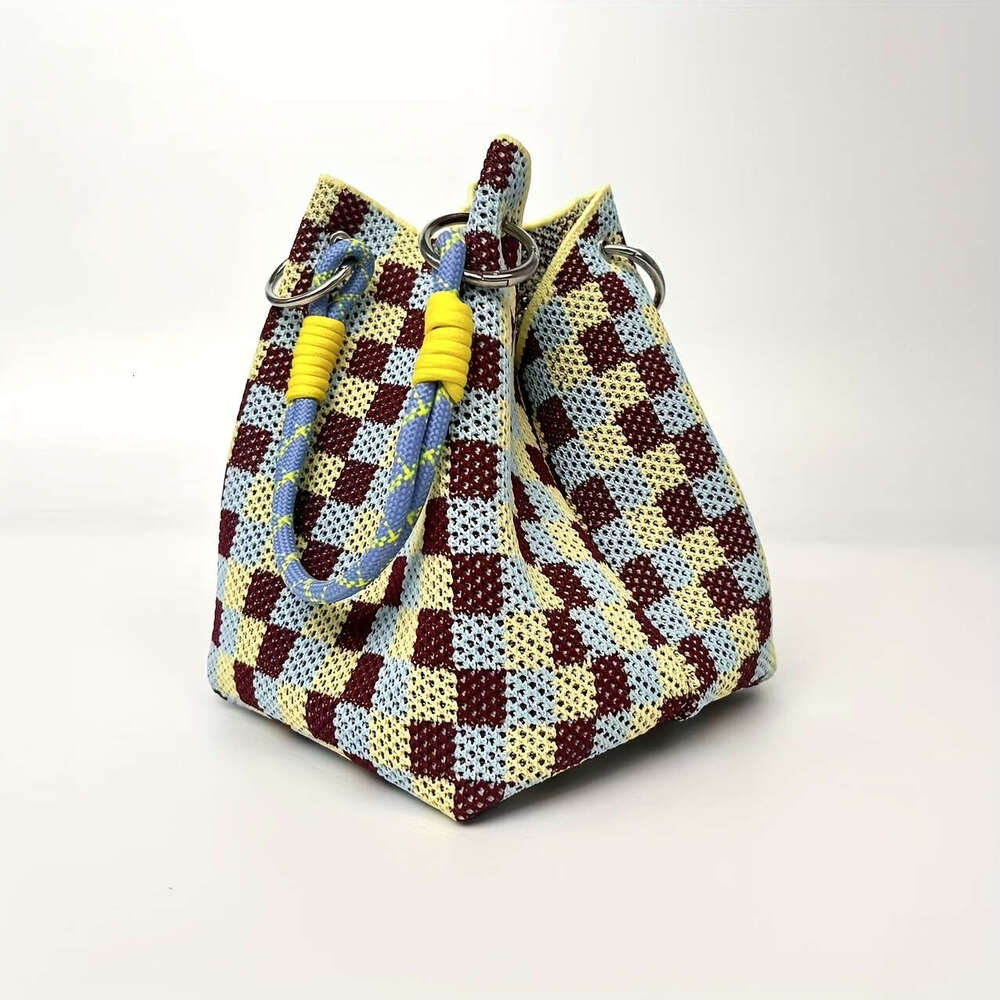 Ring Three-Dimensional Magnetic Buckle New Knitted Striped Fly Woven Bag